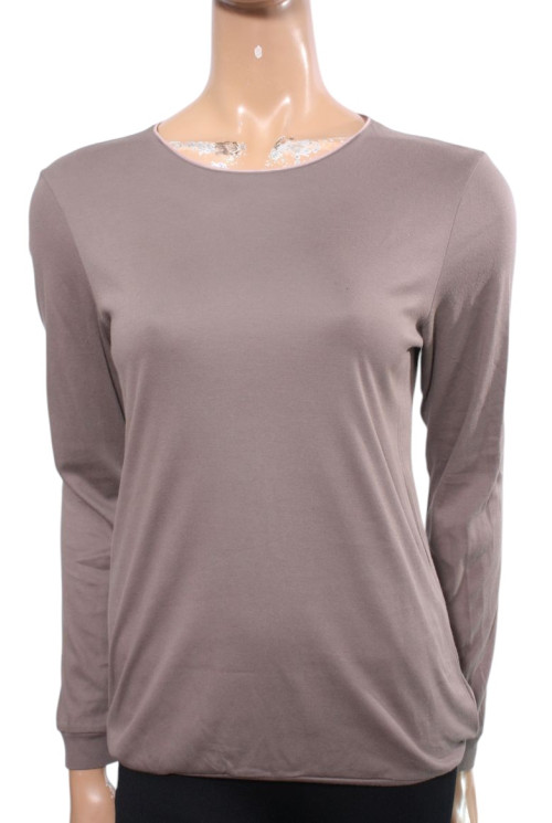 Футболка на довгий рукав