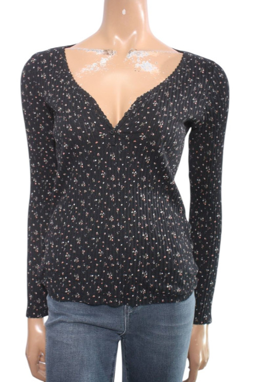 Футболка на довгий рукав