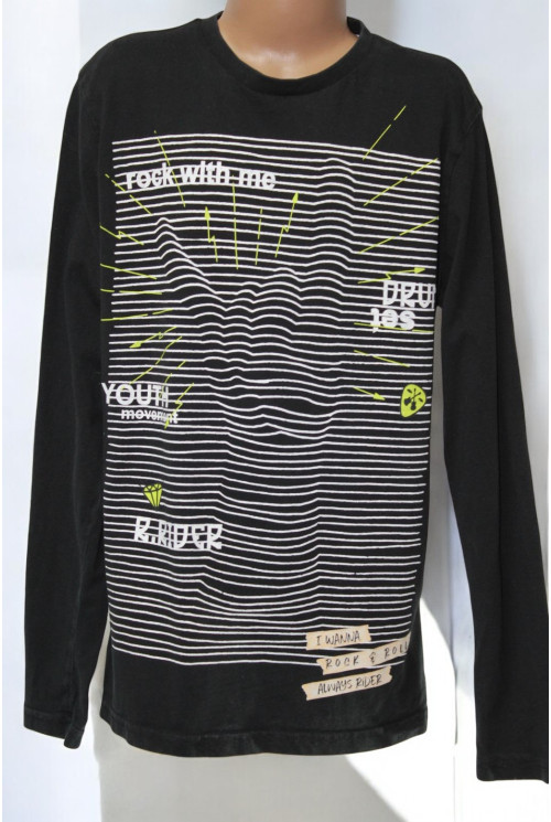 Футболка на довгий рукав