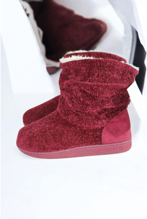 Кімнатні тапочки