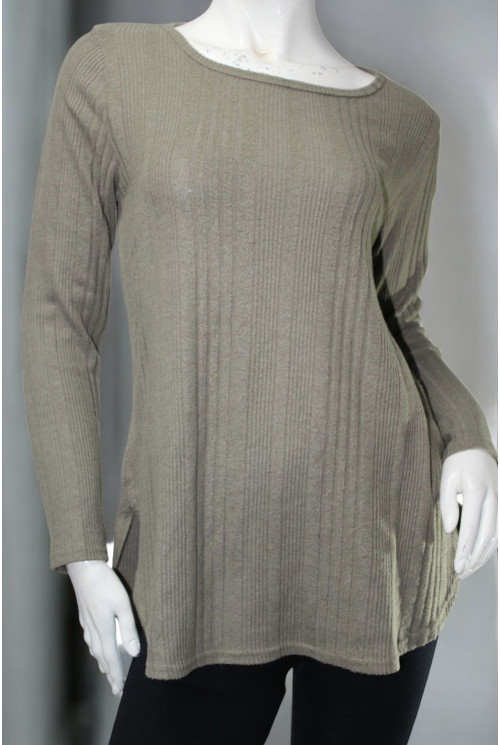 Футболка на довгий рукав