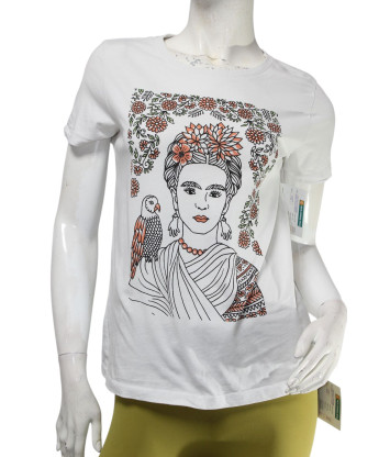 Футболка even odd (M, 110г) - Мега Секонд-Хенд