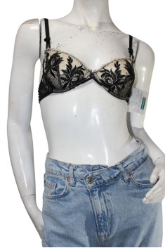 Бюстгальтер